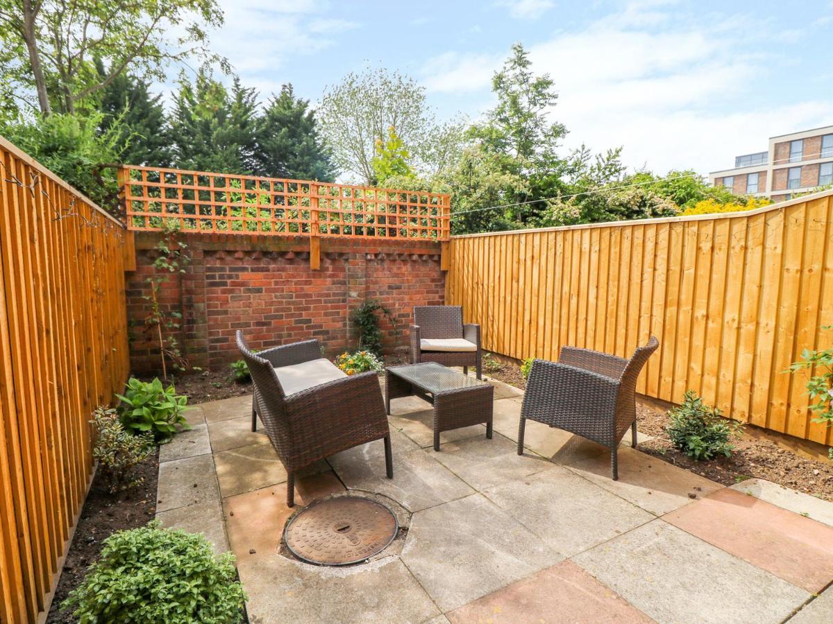 Holiday home 17 Fewster Way York