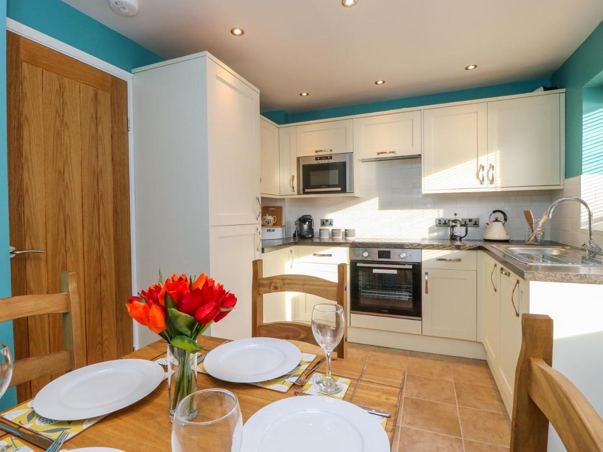 17 Fewster Way Holiday home